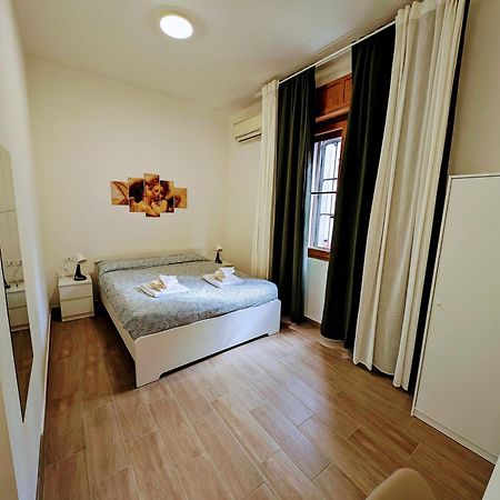 Guest House Il Glicine Stadio - Ospedale Чезена Экстерьер фото